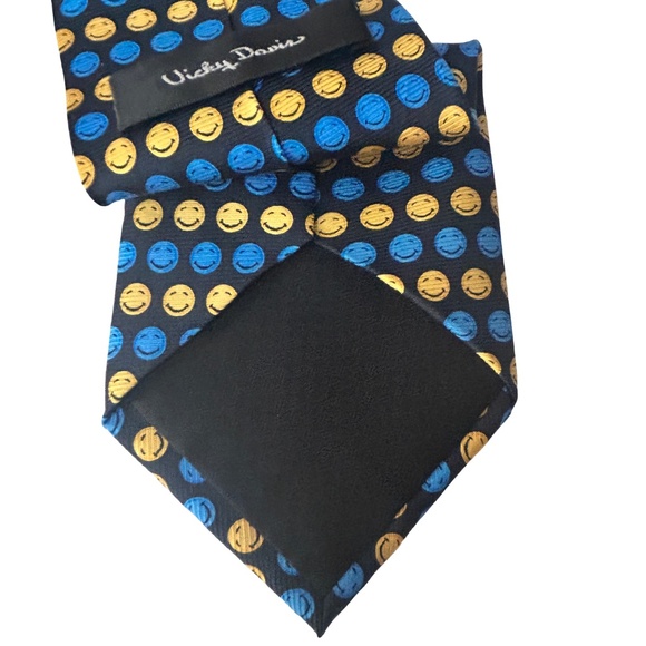 Vicky Davis Novelty Neck Tie Happy Hour Emoticons Graphic All Silk Korea - Picture 6 of 12